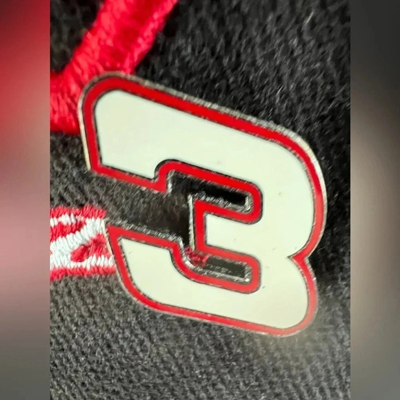VINTAGE BUNDLE: NASCAR. 3- Dale Earnhardt baseball caps + #3 pin. - Picture 12 of 16